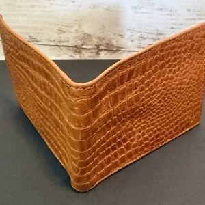 Cole Haan Tan Leather Card Holder Bifold Wallet Croc Gator Style